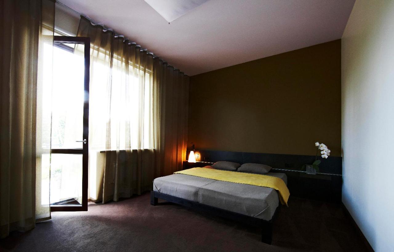 Xcelsus, Free Parking Hotel Rāmava Buitenkant foto